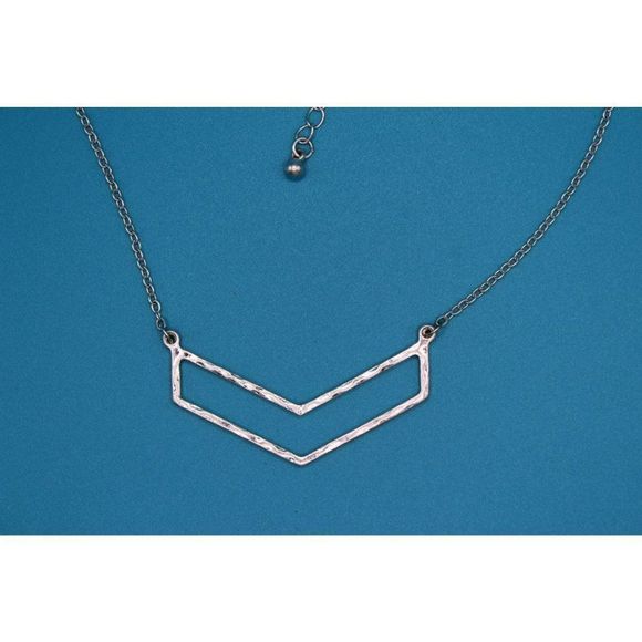 Vintage‎ Geometric Silver Tone Necklace - Picture 2 of 5